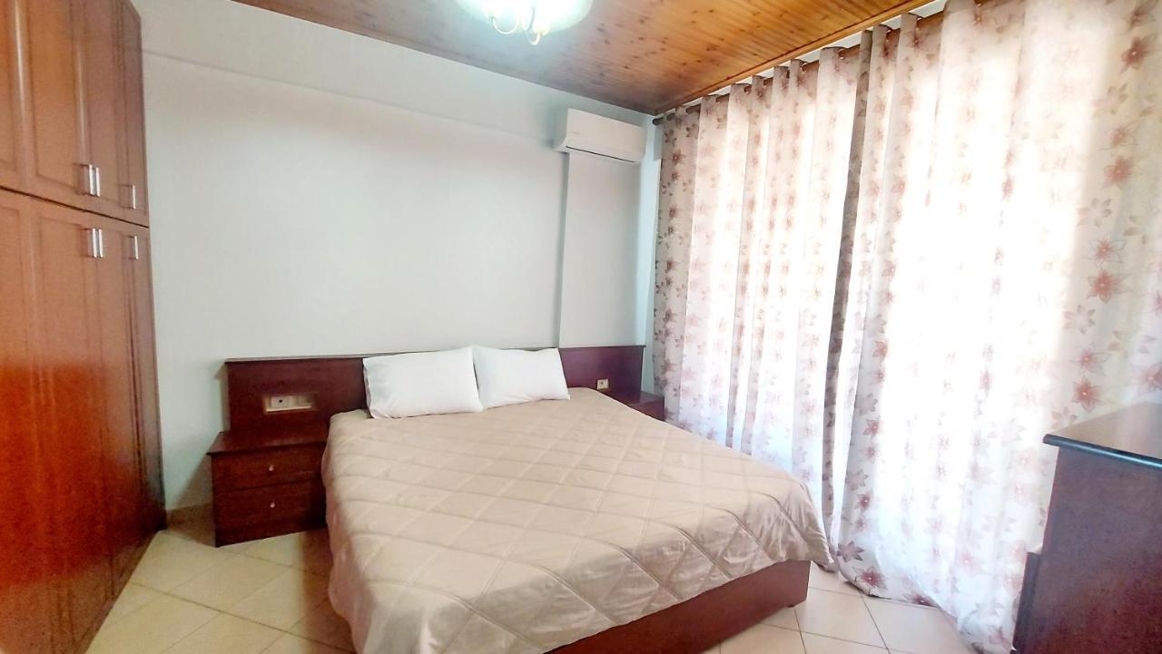 Sea View Apartment Saranda エクステリア 写真
